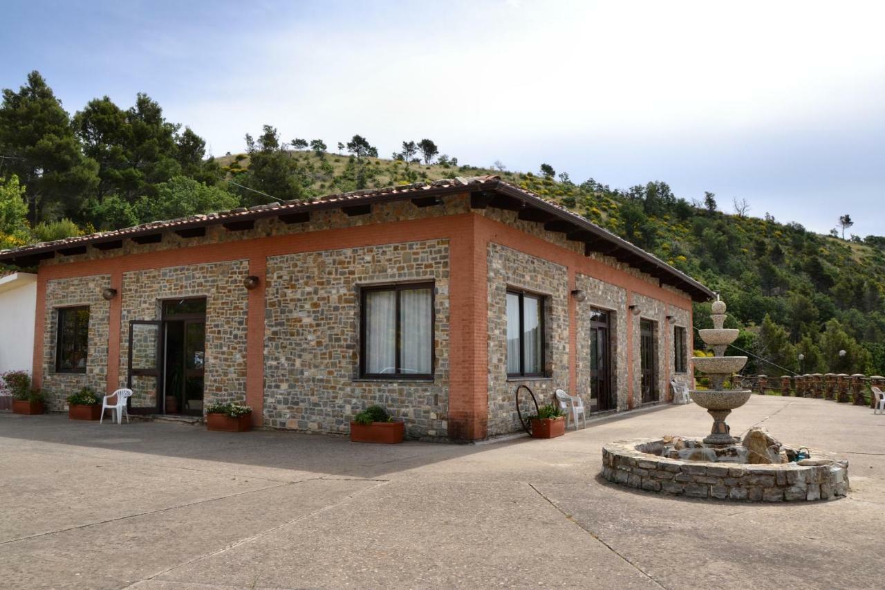 Agriturismo Pinelli Plataci Exteriér fotografie